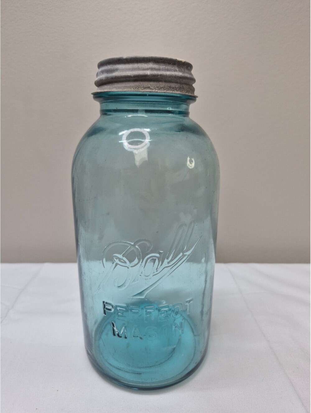 Vintage 64oz Blue Glass Ball Perfect Mason Jar with Metal Lid J18